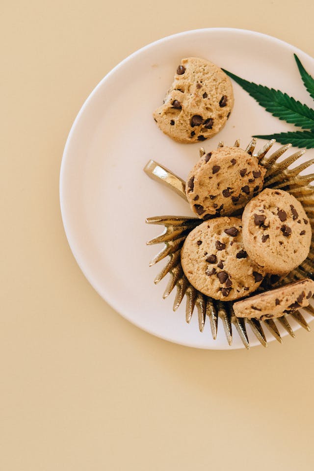 Step-by-Step Guide to Baking Bliss with Cannabis Cookies